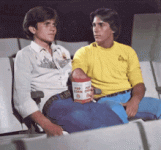 1682114240081.gif