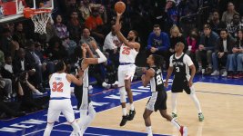 Spurs_Knicks_Basketball_92210-e1735156699709.jpg