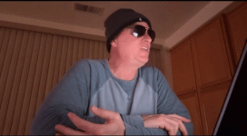 1762530334102.gif